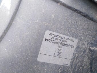 CITROEN C3 1,4 HDi NAFTA 66 KW KLIMATR, TEMP..ZA 29000 KČ - 16