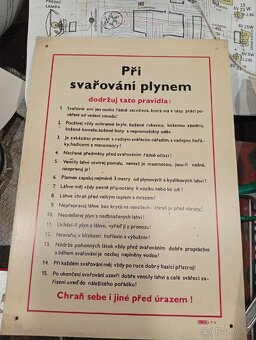 Vybavení dílny. Nabíječka, hasicí přístroj, pila - 16
