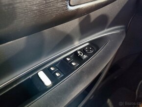 Citroen C4 2.0i 103kW AUTOMAT/EXCLUSIVE/XENONY/2 SADY KOL - 16