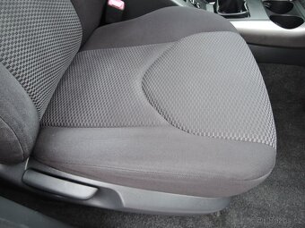 Toyota Rav4 2,2 D-4D Servis 170tkm 2007 - 16