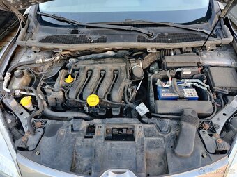 Renault Mégane III kombi /1.6  81kW benzín / 2010 - 16