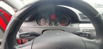 VOLKSWAGEN PASSAT B6 2.0TDI 103KW R.V.2006 - 16