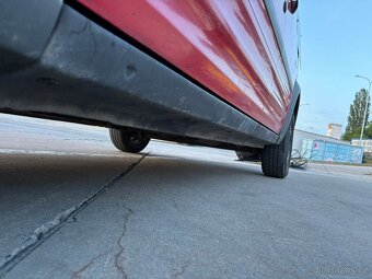 Ford Tourneo Connect 1.8 TDCi, 5 míst - 16