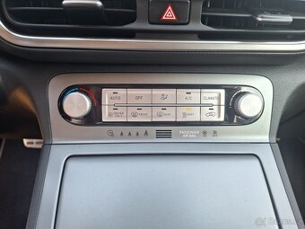 Hyundai Kona Electric - 16