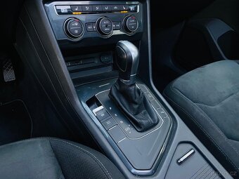 Volkswagen Tiguan 2.0TDI AUTOMAT LED 1.MAJITEL HIGHLINE - 16