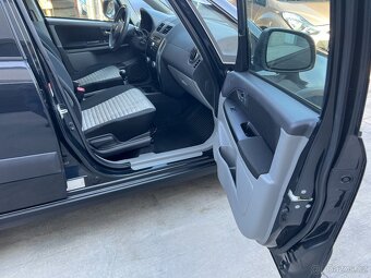 Suzuki SX4 1.6 i 88KW 4x4 Digi.klima,Vyhř.sedadla 2x kola - 16