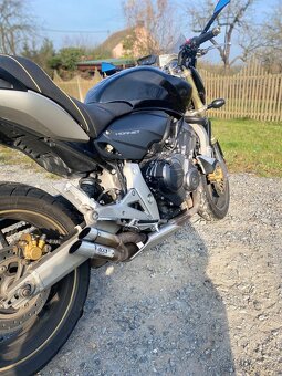 Honda CB 600F Hornet - 16
