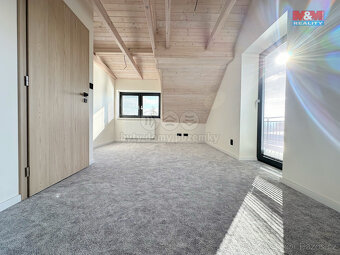 Prodej rodinného domu, 190 m², Jablunkov, ul. Bezručova - 16