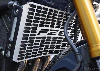 Yamaha FZ 8 N benzín 78 kw - 16