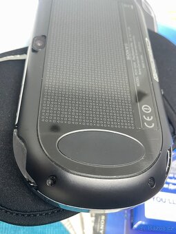 PS VITA PCH-1004 - OLED verzia +8GB - 16