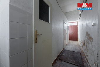 Prodej rodinného domu 500 m², Mlečice - 16