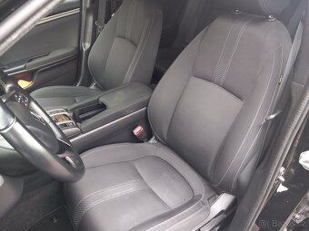 Honda Civic 1.5i VTEC Sport Plus 134 kW Manuál - 16