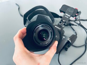 Sony Alpha A7 s objektivem nový fotoaparát - 16