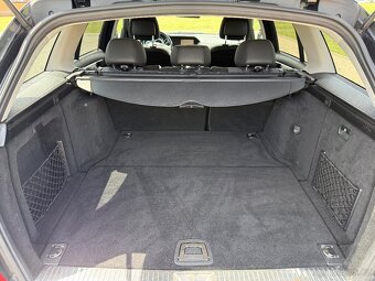 MERCEDES-BENZ C180 CGI //2012 MANUAL NAVIGACE SERVISKA - 16