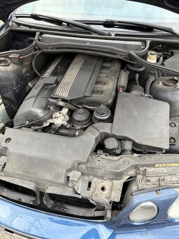 BMW E46 325ti - 16
