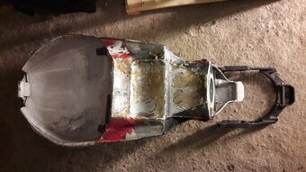 Náhradní díly Yamahu R1 04-06 - 16