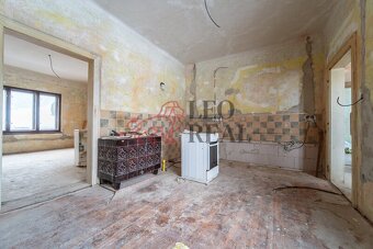 Prodej rodinného domu 220 m2, pozemek 390 m2 - 16