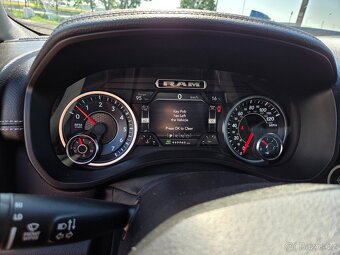 DODGE RAM V 1500 2020 5.7 HEMI 4x4 LARAMIE OFF-ROAD - 16