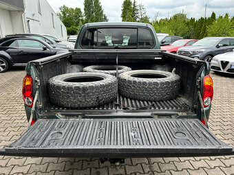 2.5DI-D  Double Cab Intense  4x4 - 16