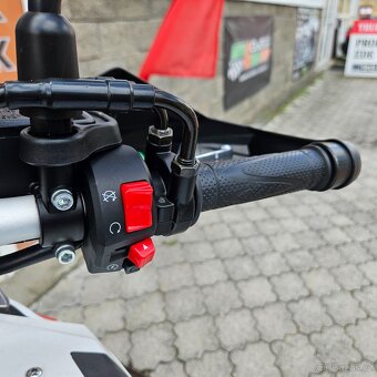 Benelli TRK 502 X, 3x kufr, vypínatelné ABS, nová STK - 16