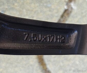 Pěkná zimní sada BMW X1 F48 17" 5x112 pneu 225/55/17 VITO - 16