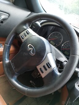 Infiniti FX35 nahradni dily - 16