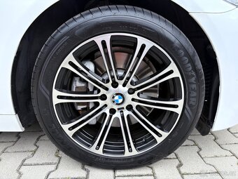 BMW 530d xDrive 194tkm po rozvodech, nové EDC tlumiče, atd. - 16