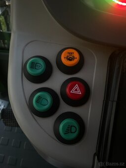 Traktor FENDT 211 F Vario 81 - 16