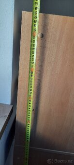 Rohový PC stůl s regály a policemi (vč. dvou zásuvek) - 16