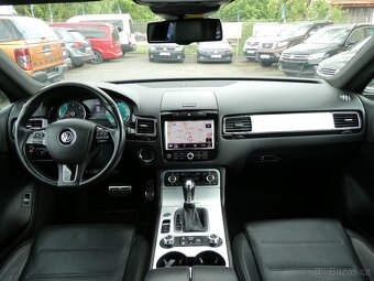 Volkswagen Touareg 3.0 TDi V6 180kW, webasto, DPH - 16