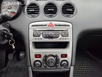 Peugeot 308 1.6i 88 kW tažné,83 tis.km,ČR,serviska,navi - 16