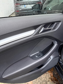Audi A3 Sportback 1.6 TDi navi, kůže, DPH, automat, 2019 - 16