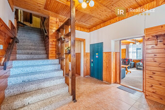 Velký rodinný dům, pozemek 4190 m2, Antonínov - Josefův Důl - 16