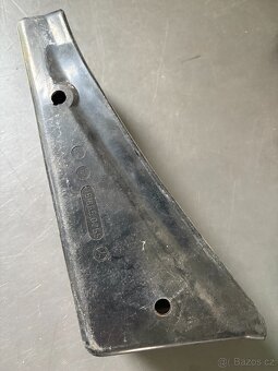 Mercedes W114,115,107,108,109  Zbylé věci z renovace - 16