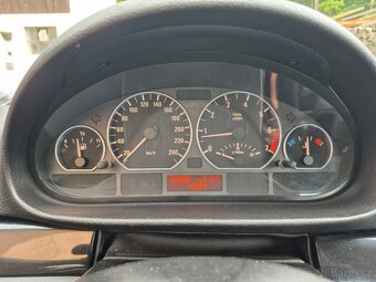 BMW e46 330i Manual - 16