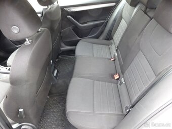 Škoda Octavia 1,6 TDi r.v. 2017 (81 kw) po rozvodech - 16