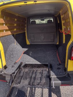VW Transporter T5 2.0TDI - 16