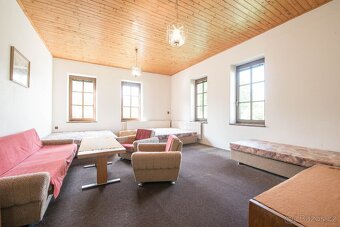 Prodej víceúčelového rodinného domu se sálem Javorník - 16