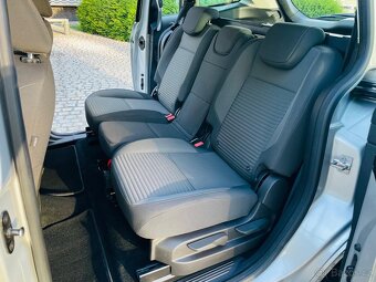 Ford Grand C-MAX 2.0TDCi MANUÁL TITANIUM 1.MAJITEL SERVISKA - 16