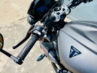 Triumph Street Triple RS, možnost splátek a protiúčtu - 16