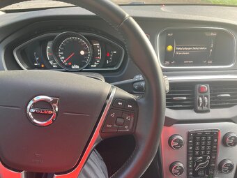 Volvo V40 D3 automat - 16
