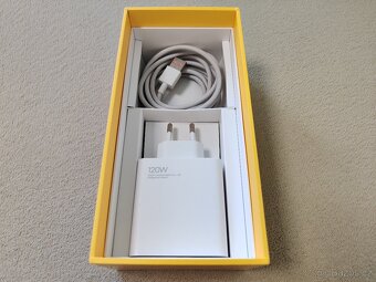 Xiaomi Poco F4 GT...  12gb+4gb/256gb... Strieborná metalíza. - 16