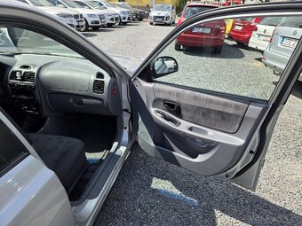 Hyundai Accent 1.4 - 16