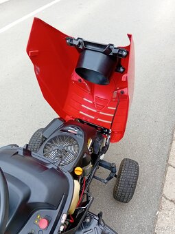 Prodám zahradní traktor Twin-Cut  12.5Hp - 16