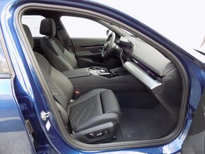 BMW Řada 5 520d/xDrive/M-Sport/PANO/LED/ - 16