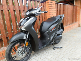Honda SH 125i Sport (2023) - 16