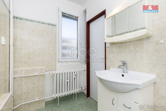 Prodej bytu 4+1, 76 m², Pardubice, ul. Chemiků - 16