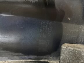 KOMPLETNĚ NASTROJEÝ PŘEDNÍ NÁRAZNÍK AUDI A1 - 16