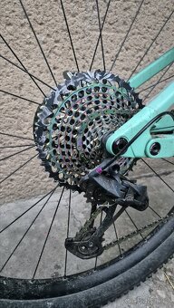 Yt izzo carbon topkomponenty L - 16