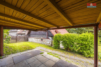 Prodej chalupy s garáží, 944 m², Machov - 16